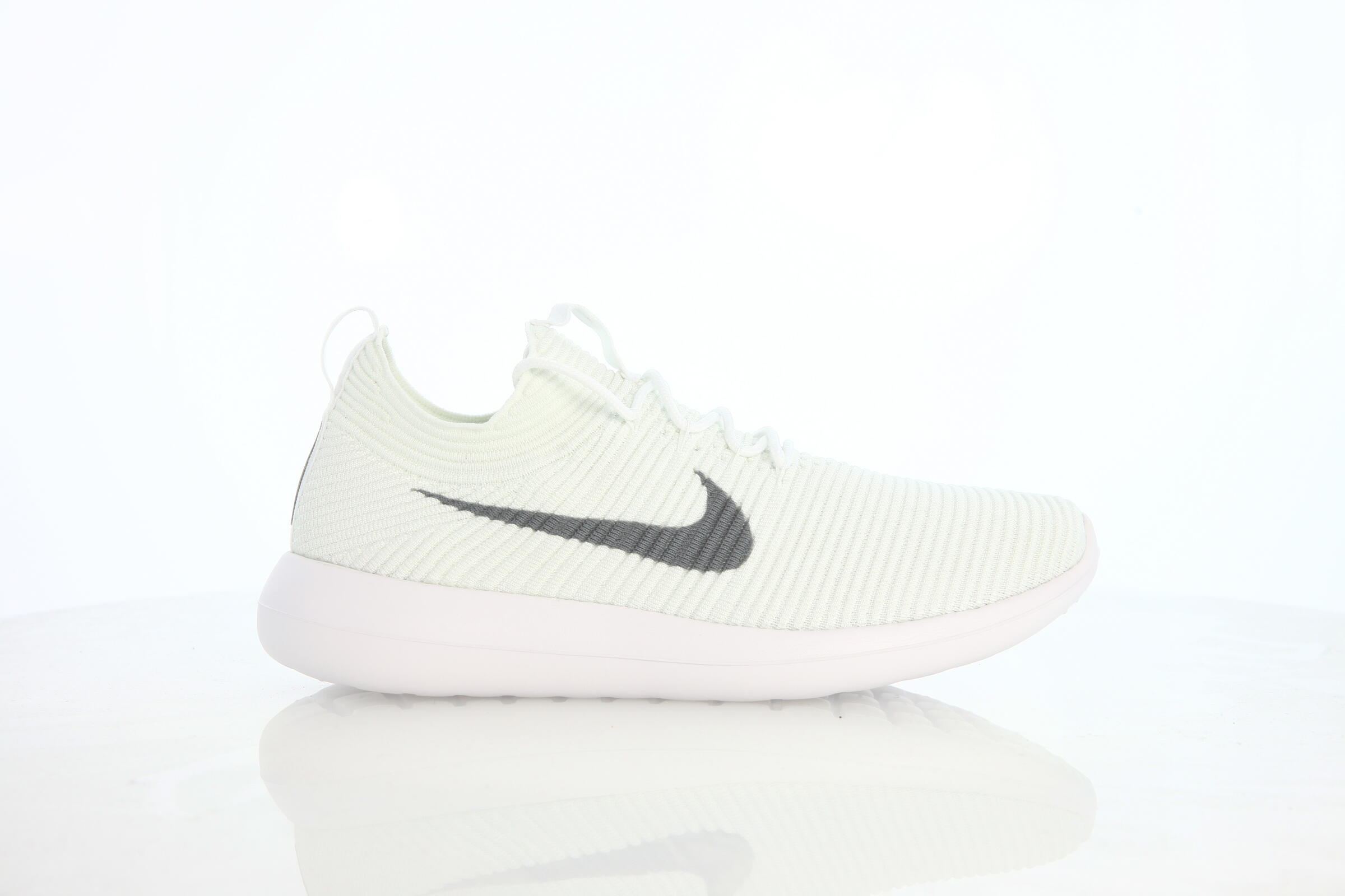 Nike Roshe Two Flyknit V2 
